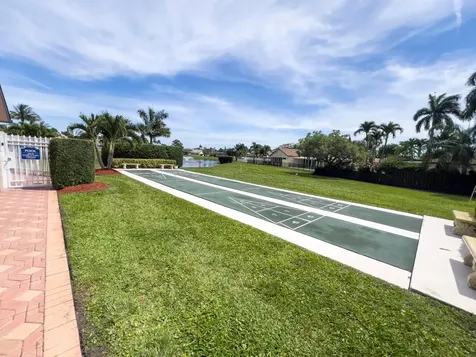 499 SW 28th Avenue Delray Beach FL 33445