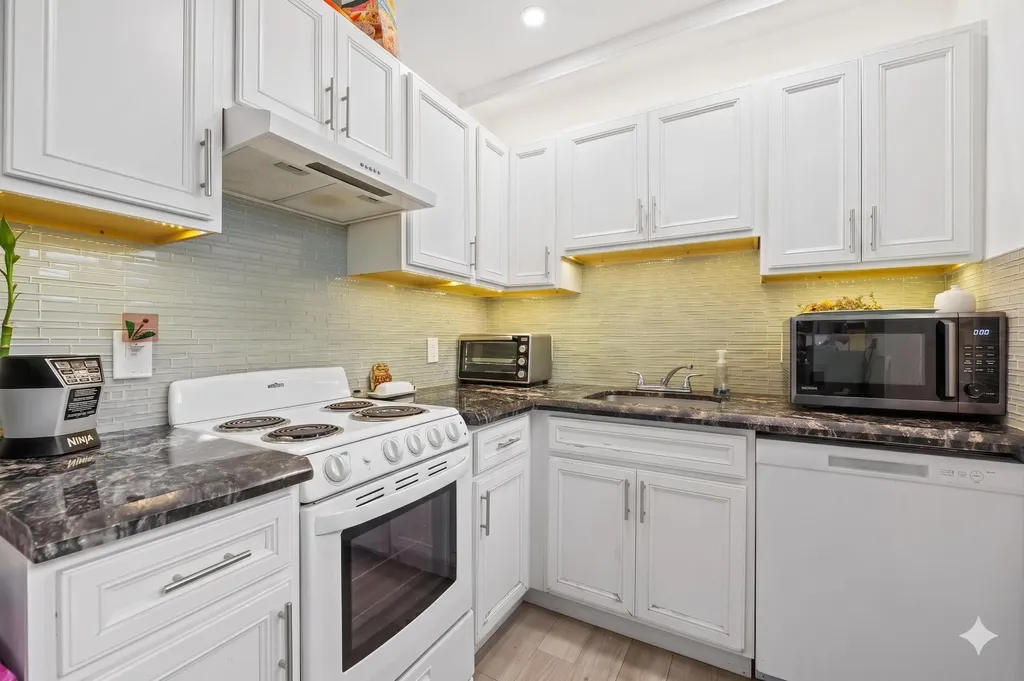 1500 NW 5th Avenue Fort Lauderdale FL 33311