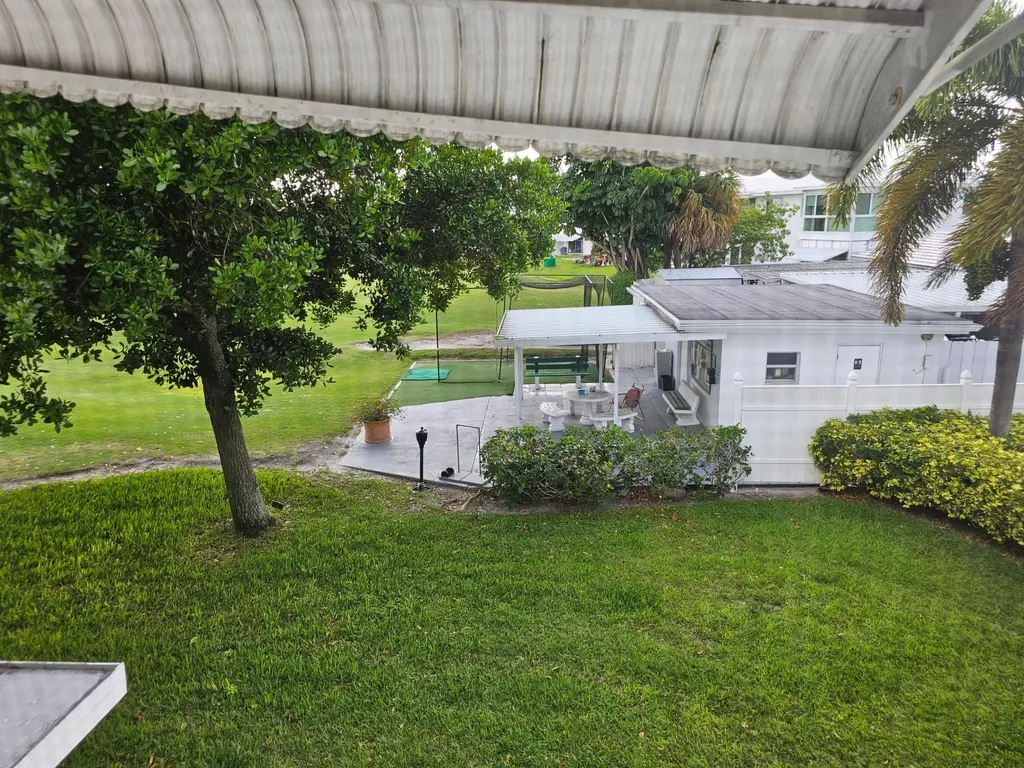 2851 E Golf Boulevard Pompano Beach FL 33064