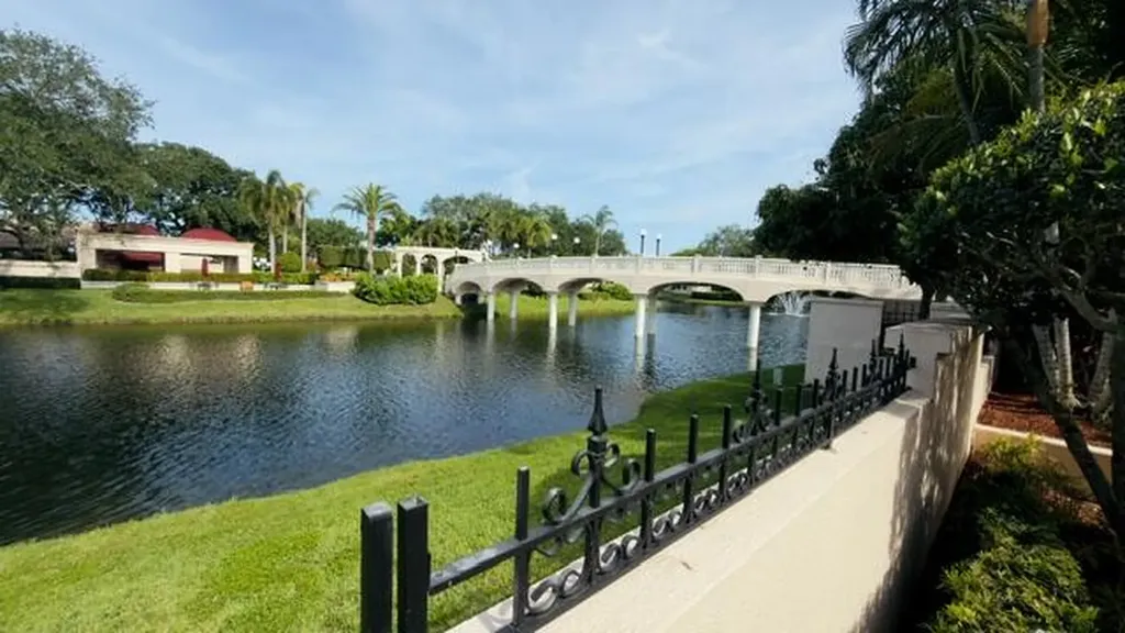 714 Deer Creek Via Genova Deerfield Beach FL 33442