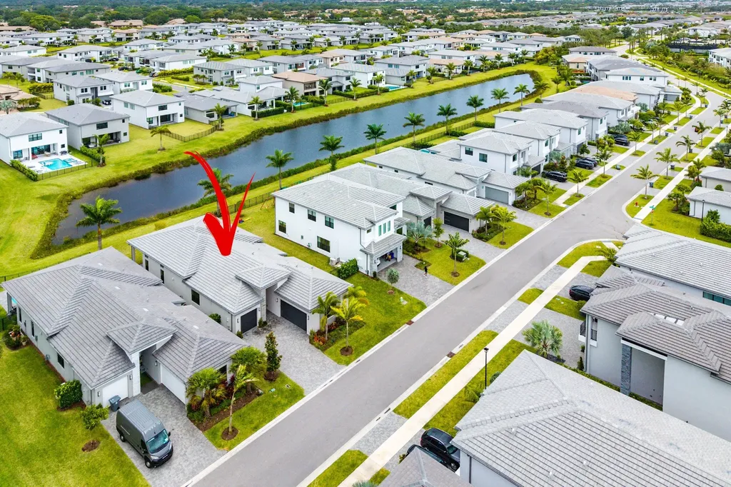 8252 Crystal Downs Avenue Boca Raton FL 33434