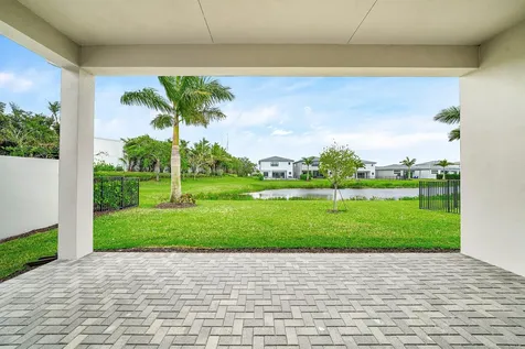 8252 Crystal Downs Avenue Boca Raton FL 33434