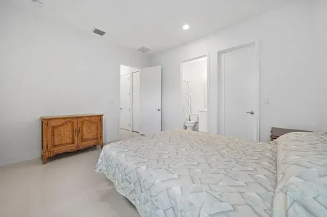 8252 Crystal Downs Avenue Boca Raton FL 33434