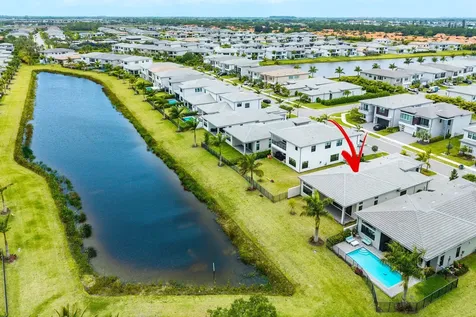 8252 Crystal Downs Avenue Boca Raton FL 33434