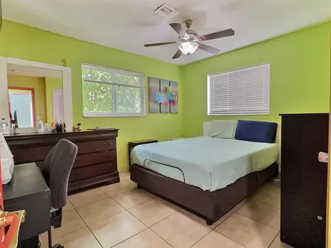 4570 NW 16th Terrace Tamarac FL 33309
