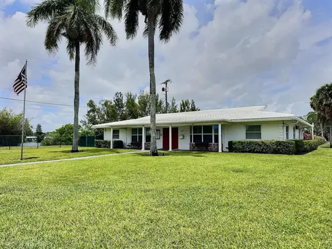 4570 NW 16th Terrace Tamarac FL 33309