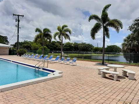 4570 NW 16th Terrace Tamarac FL 33309