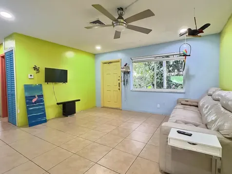 4570 NW 16th Terrace Tamarac FL 33309