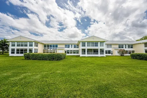 360 Grove Isle Circle Vero Beach FL 32962