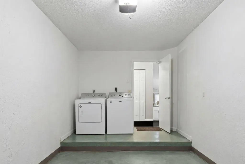 1246 NW 51st Street Deerfield Beach FL 33442
