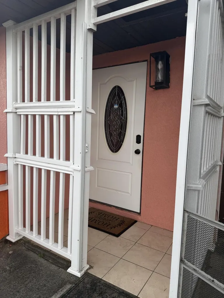 1410 NE 14th Terrace Cape Coral FL 33909