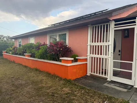 1410 NE 14th Terrace Cape Coral FL 33909