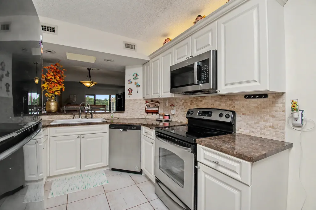 23370 N Carolwood Lane N Boca Raton FL 33428