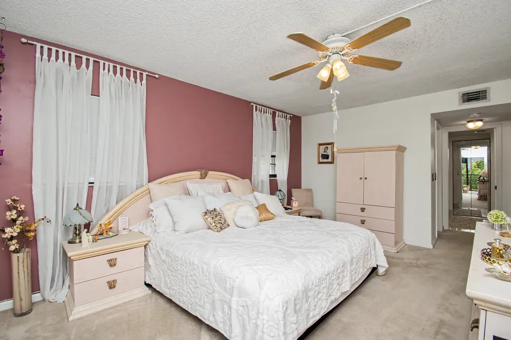23370 N Carolwood Lane N Boca Raton FL 33428