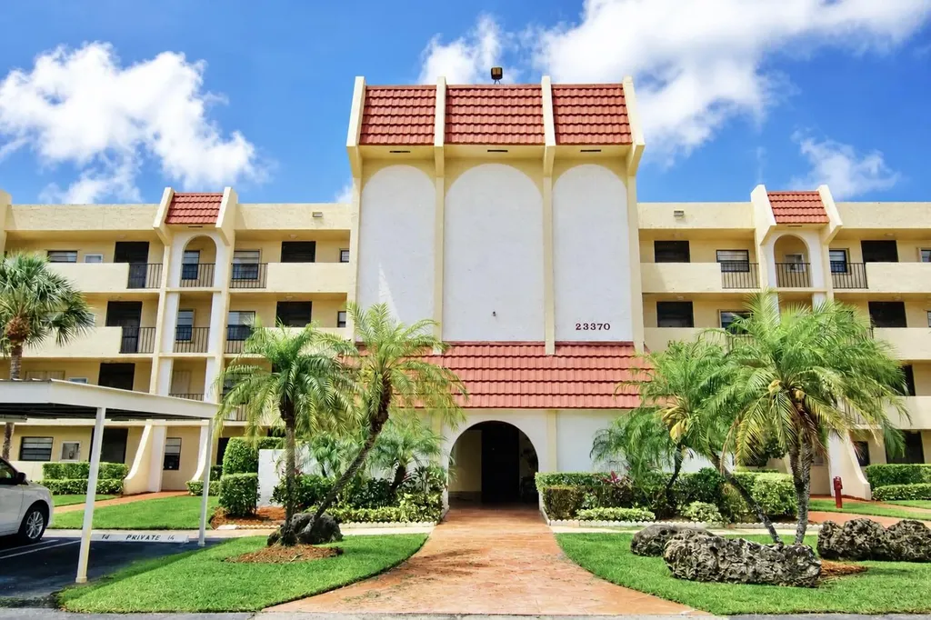 23370 N Carolwood Lane N Boca Raton FL 33428