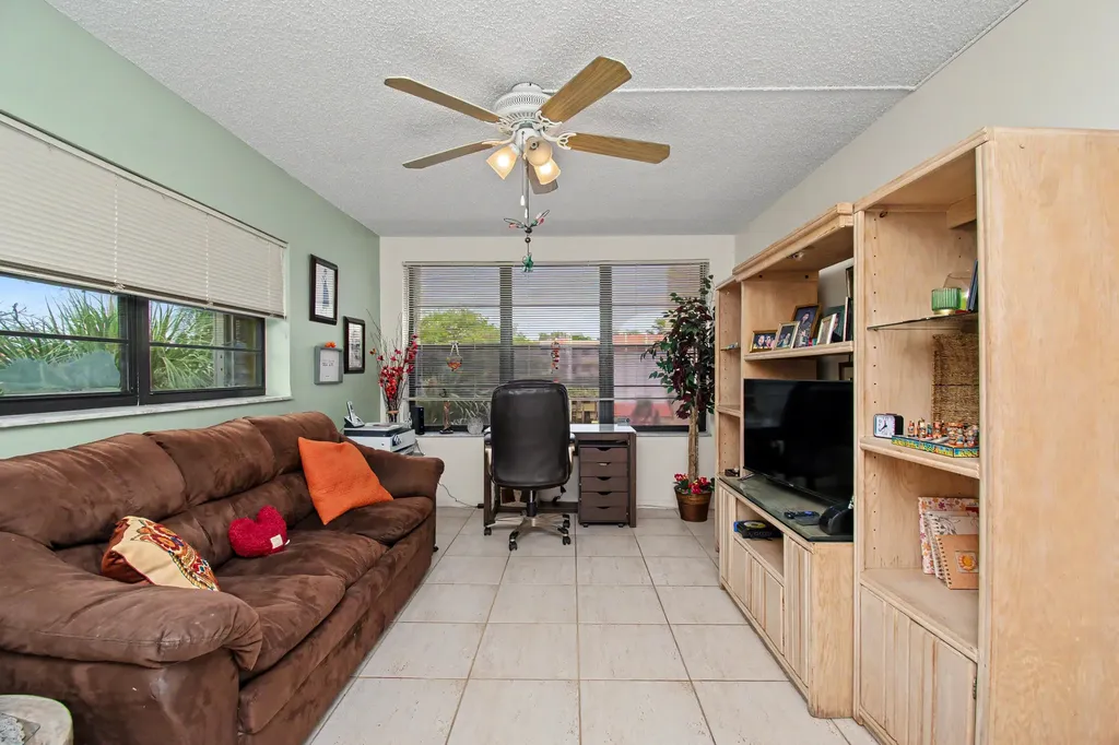 23370 N Carolwood Lane N Boca Raton FL 33428