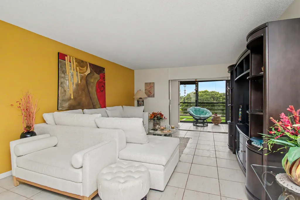 23370 N Carolwood Lane N Boca Raton FL 33428