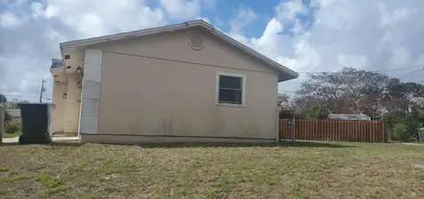 2398 SW Susset Lane Port St Lucie FL 34953