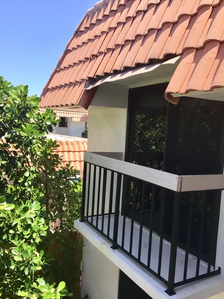 1251 S Federal Highway Boca Raton FL 33432
