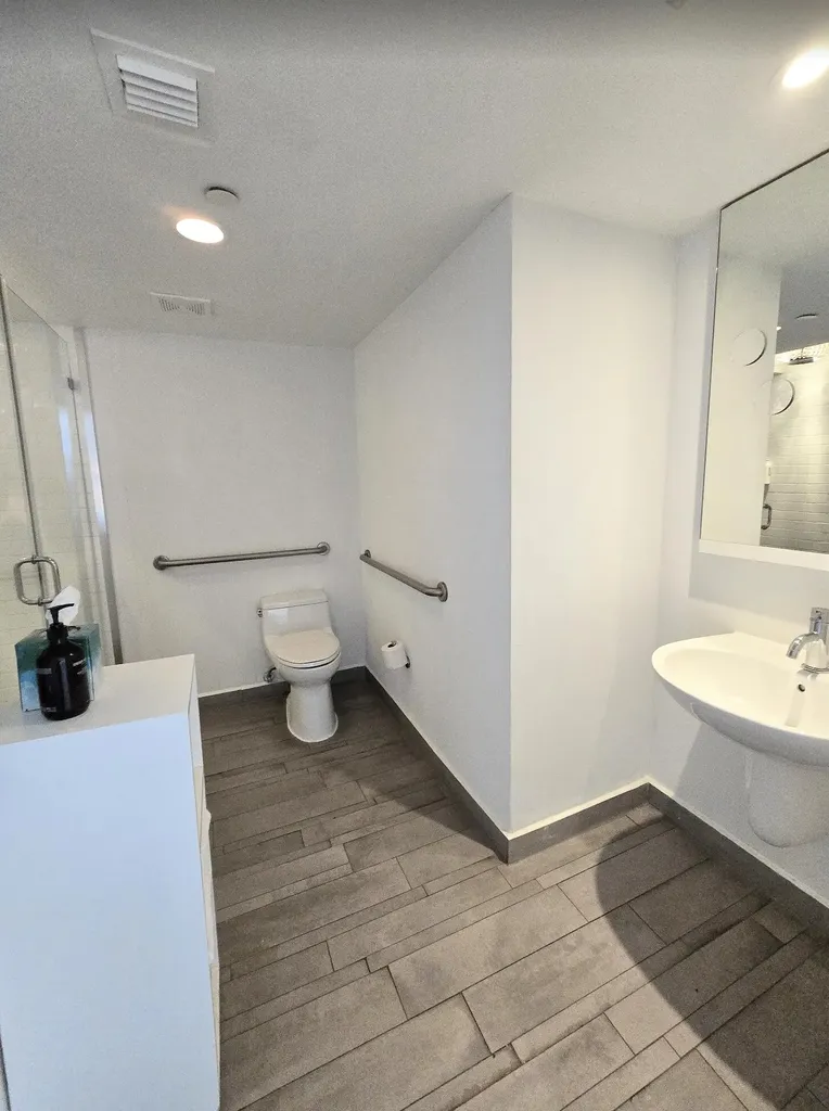 1100 West Avenue Miami Beach FL 33139