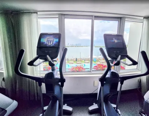 1100 West Avenue Miami Beach FL 33139