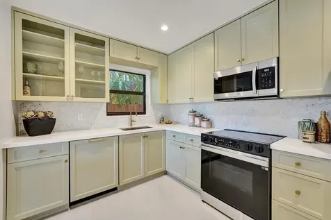 1545 Harrison Street Hollywood FL 33020