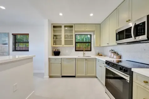 1545 Harrison Street Hollywood FL 33020