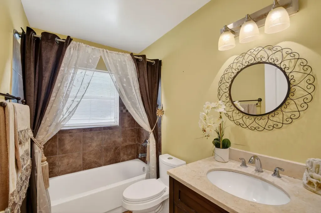 4200 Grove Park Lane Boynton Beach FL 33436