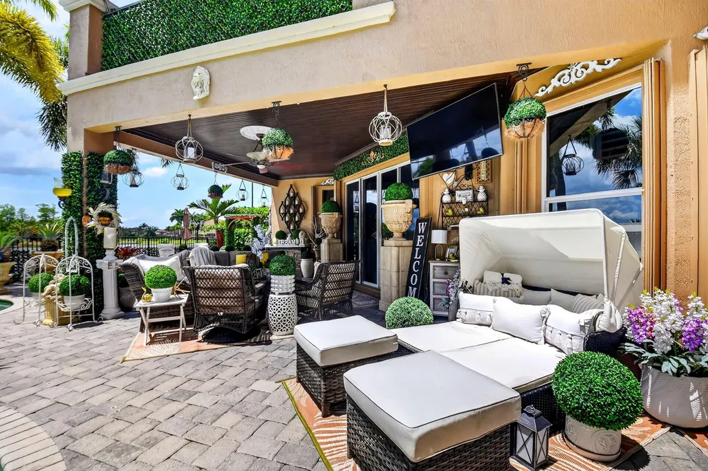 611 Edgebrook Lane Royal Palm Beach FL 33411