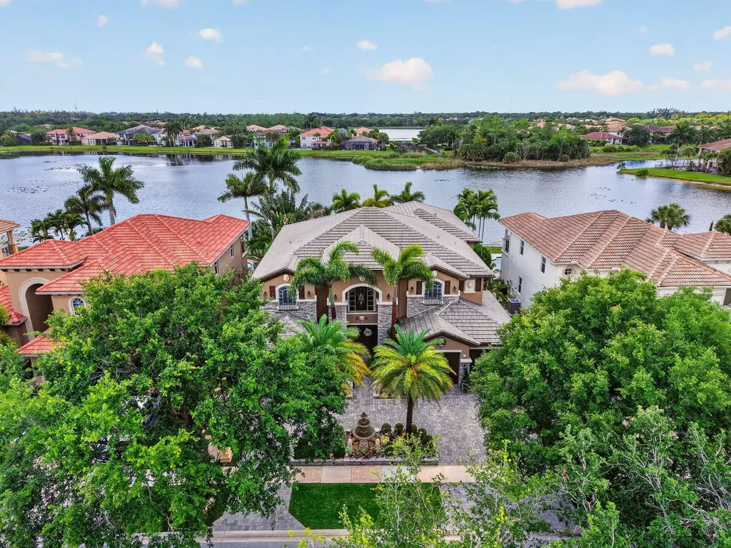 611 Edgebrook Lane Royal Palm Beach FL 33411