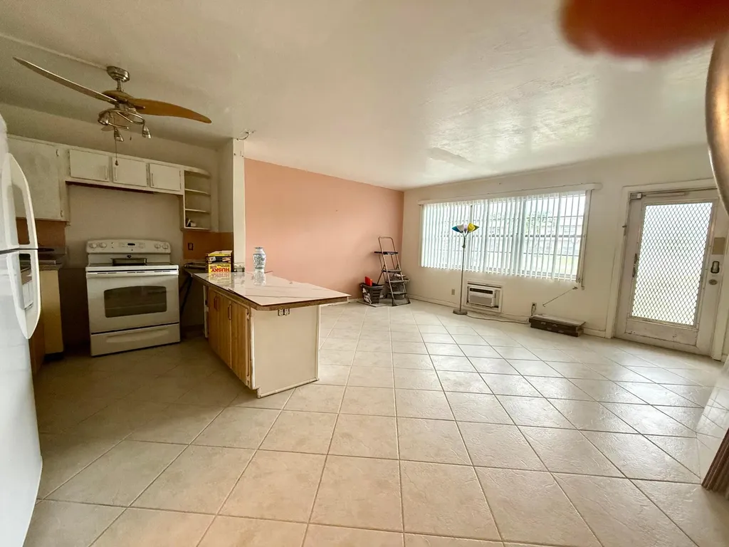 343 Chatham Q West Palm Beach FL 33417