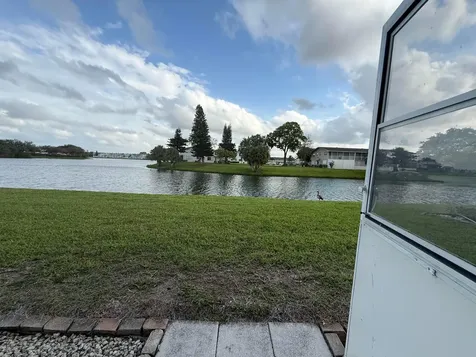 343 Chatham Q West Palm Beach FL 33417