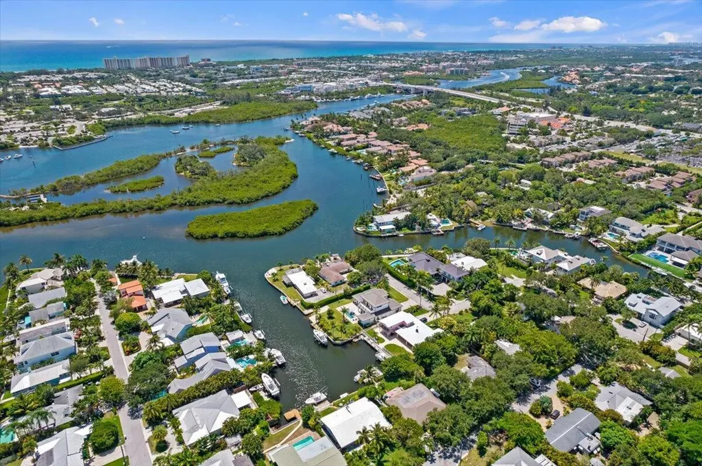 205 Body Court Jupiter FL 33477