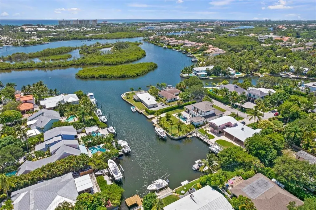 205 Body Court Jupiter FL 33477
