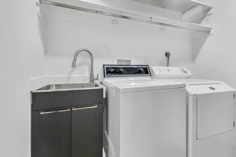 3501 Keyser Avenue Hollywood FL 33021