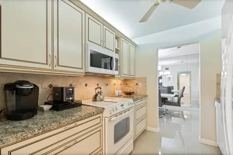 5440 N Ocean Drive Riviera Beach FL 33404