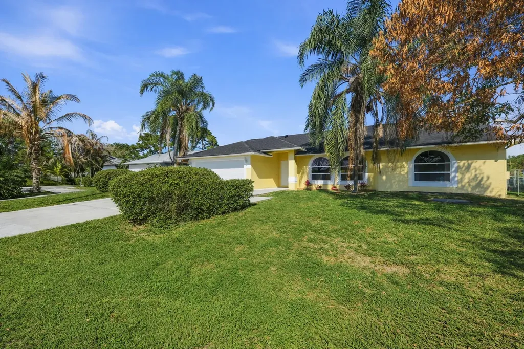 1371 SE Airoso Boulevard Port St Lucie FL 34983