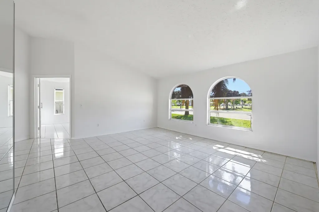 1371 SE Airoso Boulevard Port St Lucie FL 34983