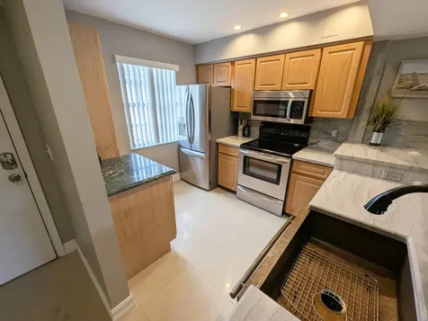 1045 Lake Shore Drive Lake Park FL 33403