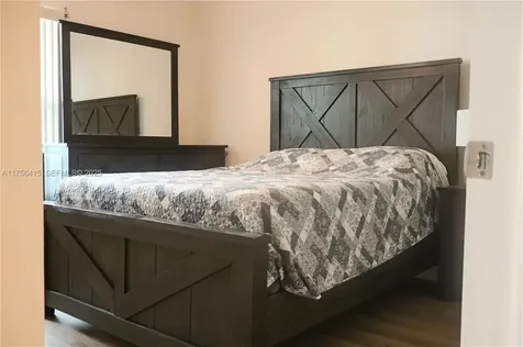 225 SE 10th Street Deerfield Beach FL 33441