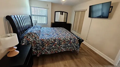 225 SE 10th Street Deerfield Beach FL 33441