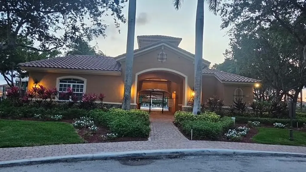 7027 Aliso Avenue West Palm Beach FL 33413