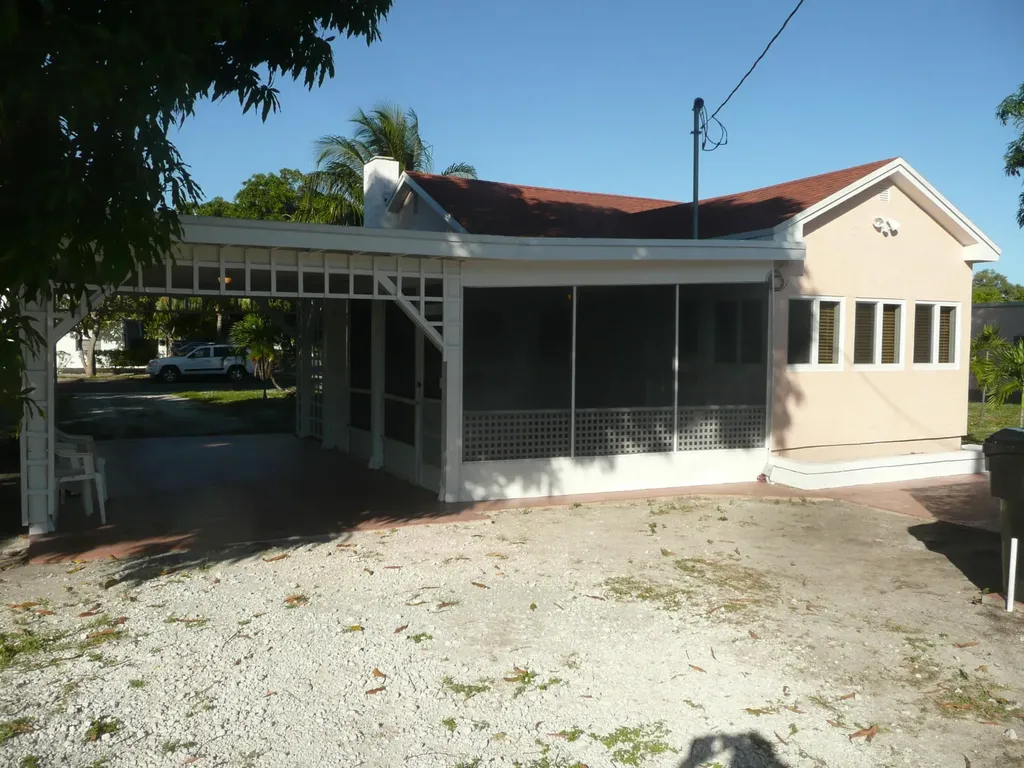 505 24th Avenue N Lake Worth Beach FL
