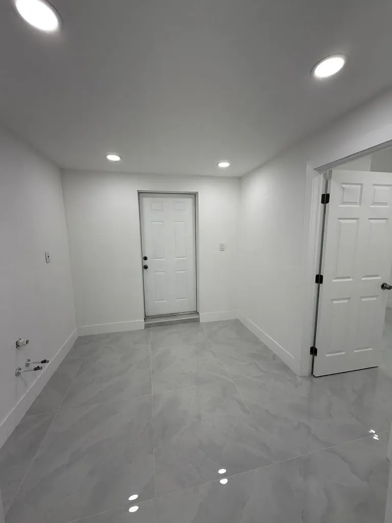 4400 SW 36th Street West Park FL 33023