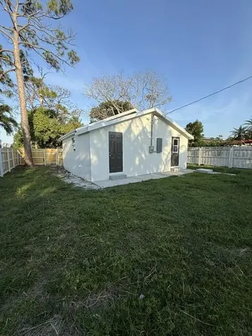 409 Perry Avenue Greenacres FL 33463