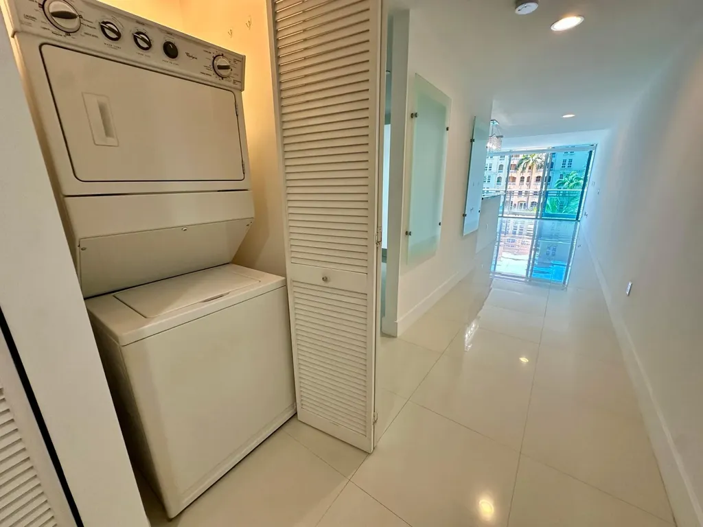 2950 NE 188th Street NE Aventura FL 33180