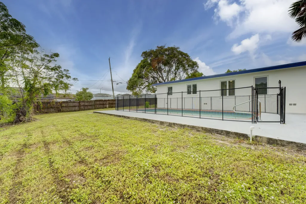 840 Bradley Street West Palm Beach FL 33405