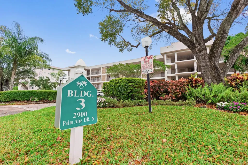 2900 N Palm Aire Drive Pompano Beach FL 33069