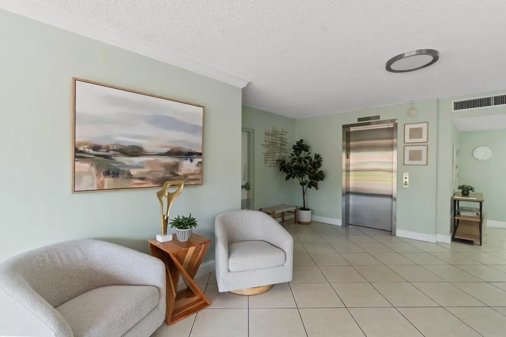 2900 N Palm Aire Drive Pompano Beach FL 33069