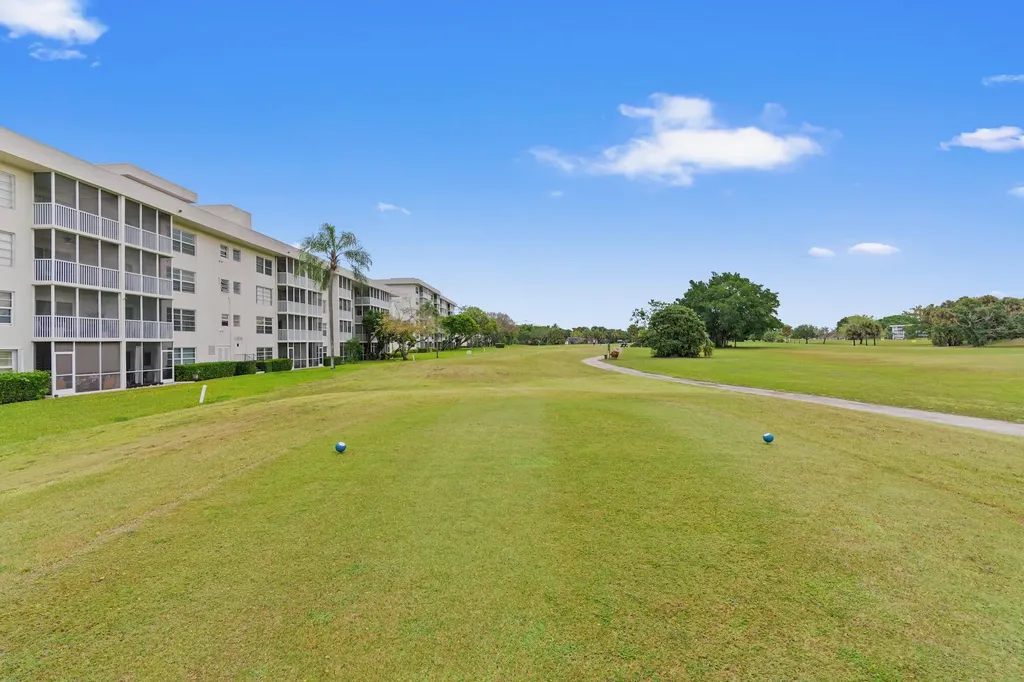 2900 N Palm Aire Drive Pompano Beach FL 33069